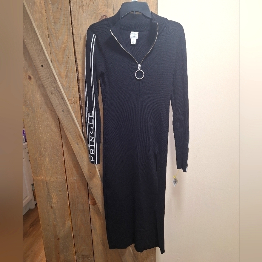 A Pringle x H&M long sleeve bodycon maxi dress in a ladies size small. EUC.